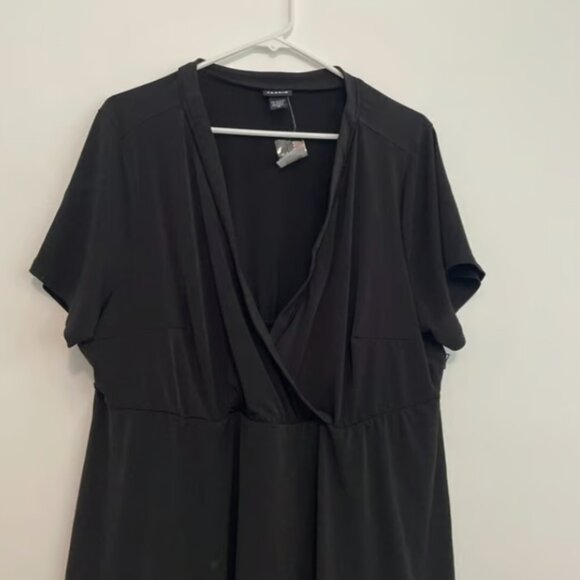 NEW NWT TORRID 3 Plus Size Jersey Knit Faux Wrap Top Black Short Sleeve NO BELT - Picture 1 of 5